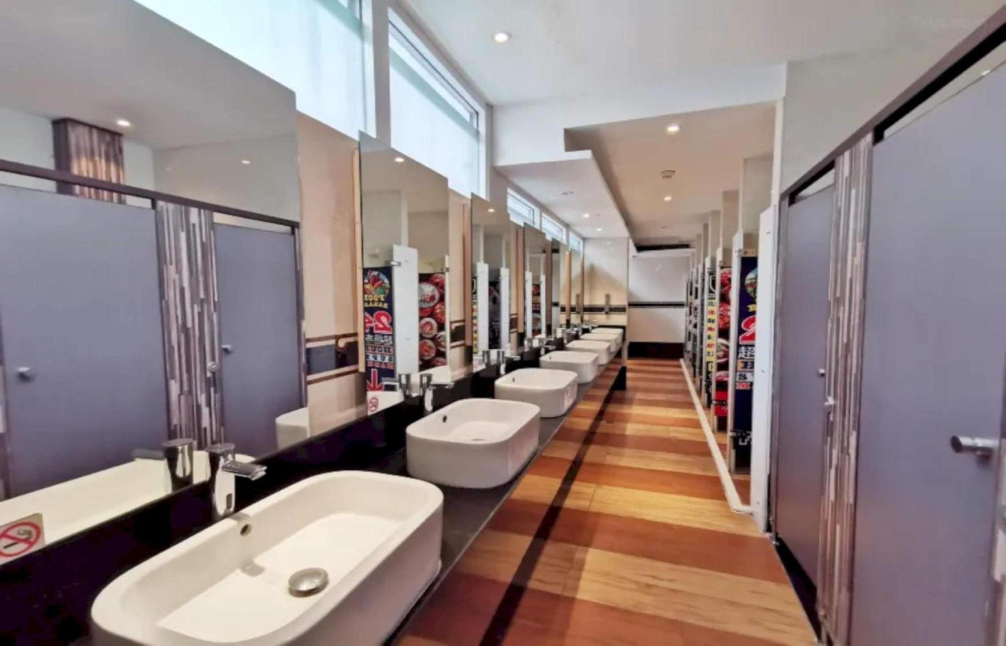 Capital O 75451 Podstel Hostel Bangkok Ngoại thất bức ảnh
